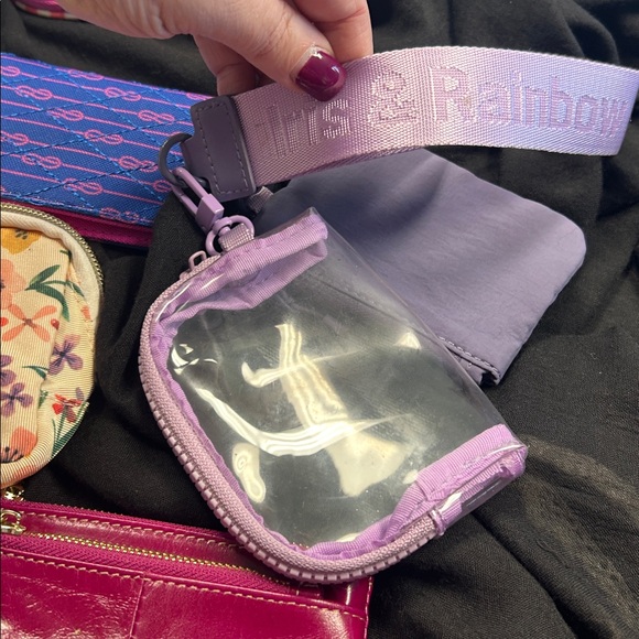 Fun lot of 12 wallets or pouches - Picture 5 of 13